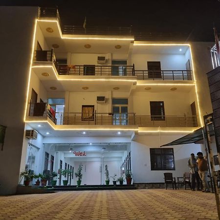 Vrindavan Bhakti Bhavan- Near Prem Mandir By Mukund酒店 外观 照片