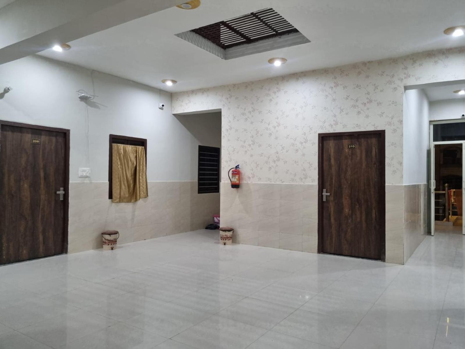 Vrindavan Bhakti Bhavan- Near Prem Mandir By Mukund酒店 外观 照片